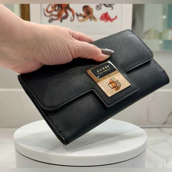 VTG Guess - Los Angeles - Black & Gold Wallet - VGUC - Picture 11 of 17